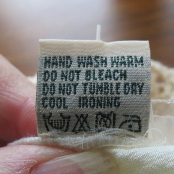 VTG Faith Mountain Cream Crochet Lace Sweater Top Lined Button Short Sleeve L - Picture 11 of 11